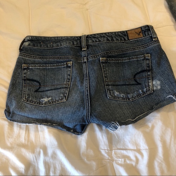American Eagle Shorts - Picture 2 of 4